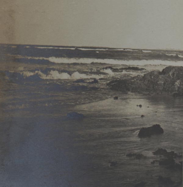 Lettow-Vorbeck surrenders in Rhodesia