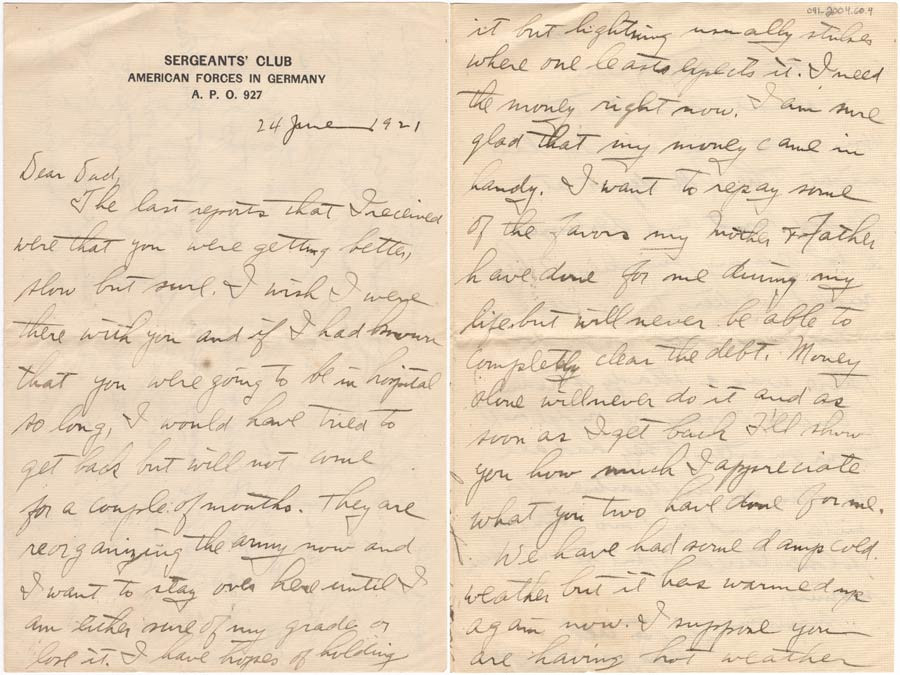 مسح ضوئي لرسالة من عام 1921 مملوءة بخط متصل فوضوي