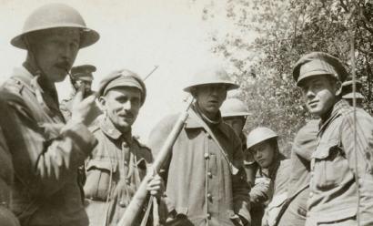 world war 1 brochure project