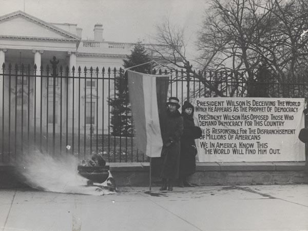 Suffragists are arrested at the White House